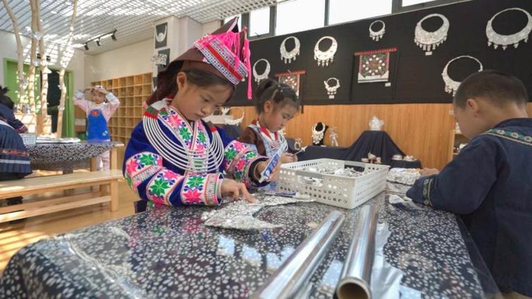 当角色游戏遇见民族文化 一所幼儿园的“非遗课”