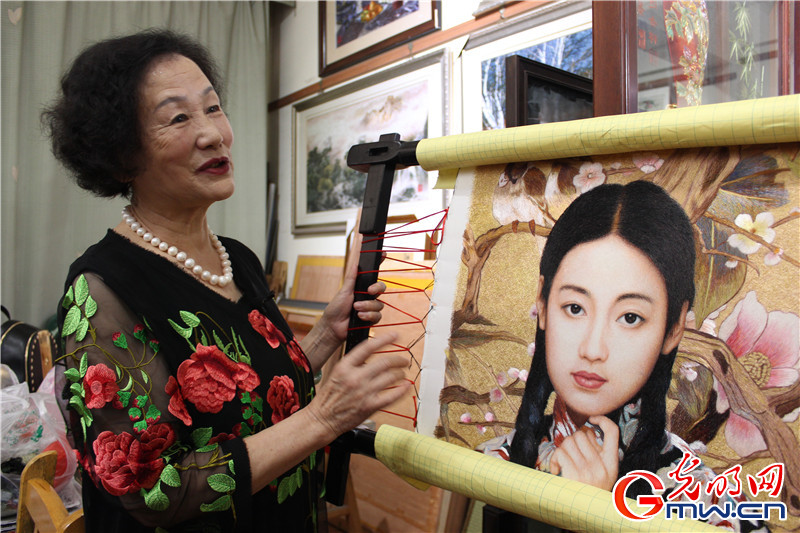 郝淑萍：手不离针60年，让“蜀中瑰宝”再入现代生活