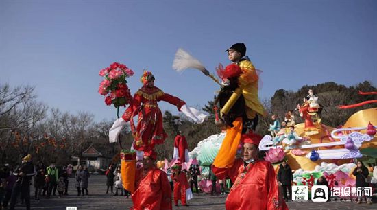 花灯点亮璀璨仙境 元旦蓬莱 “阁外精彩”