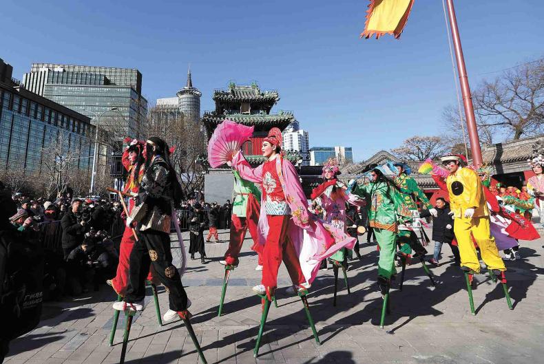 “幡鼓齐动十三档”武会亮相北京东岳庙