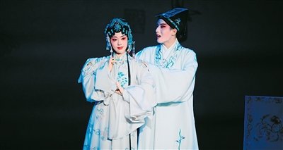 东南大学“校园青春版《牡丹亭》”开启巡演