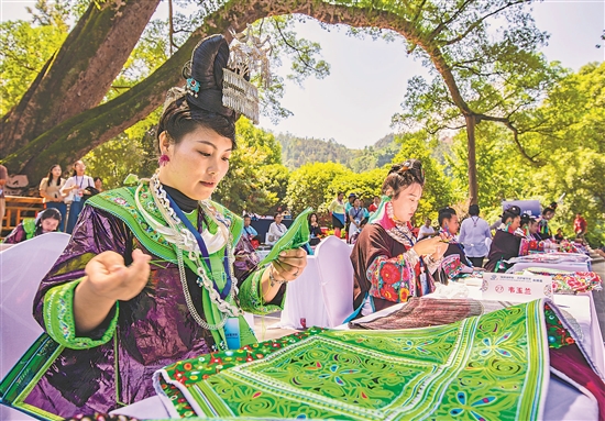 指尖技艺展芳华 指尖技艺展芳华