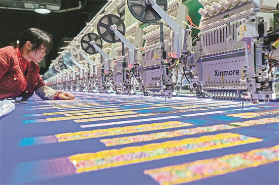 指尖“生花”非遗技艺焕发新生机