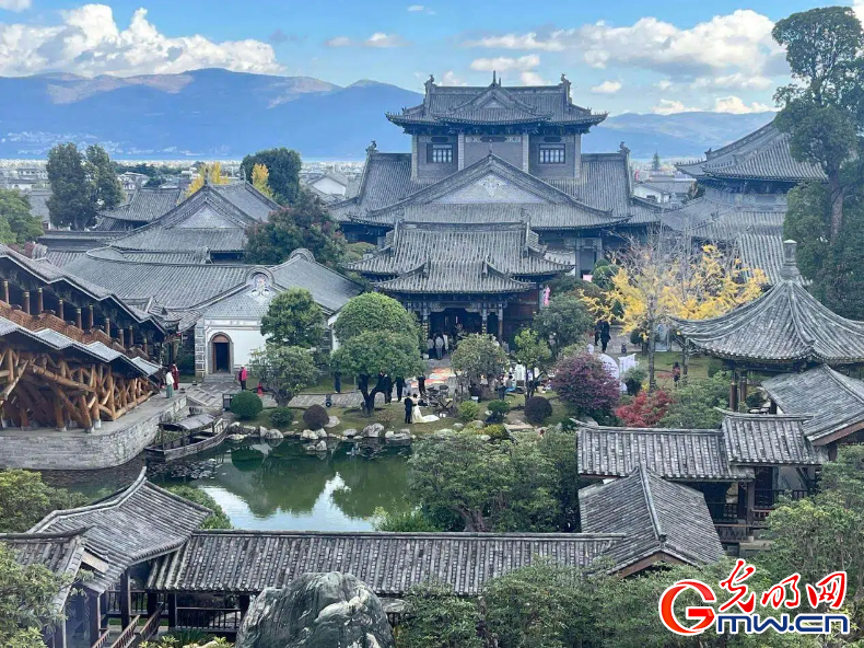 从“看热闹”到“深体验”:天憙园探索“非遗+”文旅新路径 从“看热闹”到“深体验”:天憙园探索“非遗+”文旅新路径