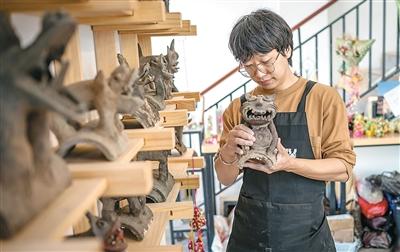 云南瓦猫 “跃入”生活