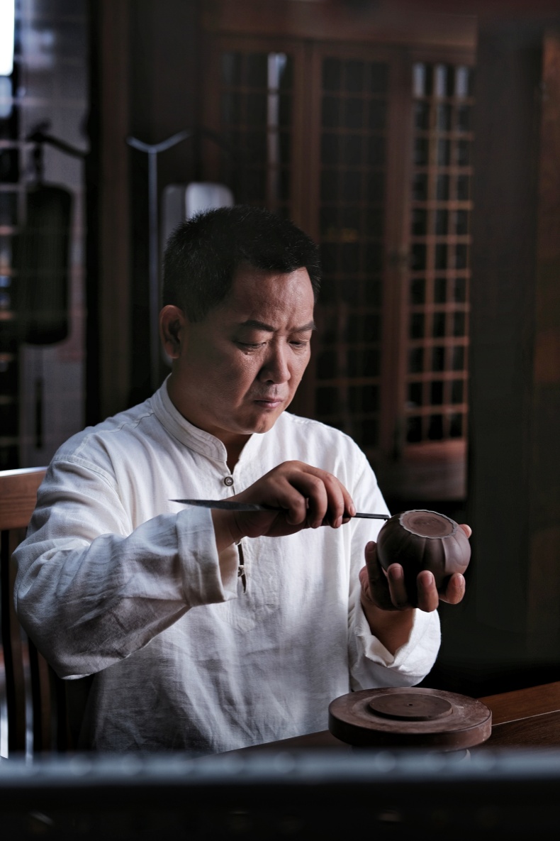 2025中国非遗年度提名新闻人物：范伟群