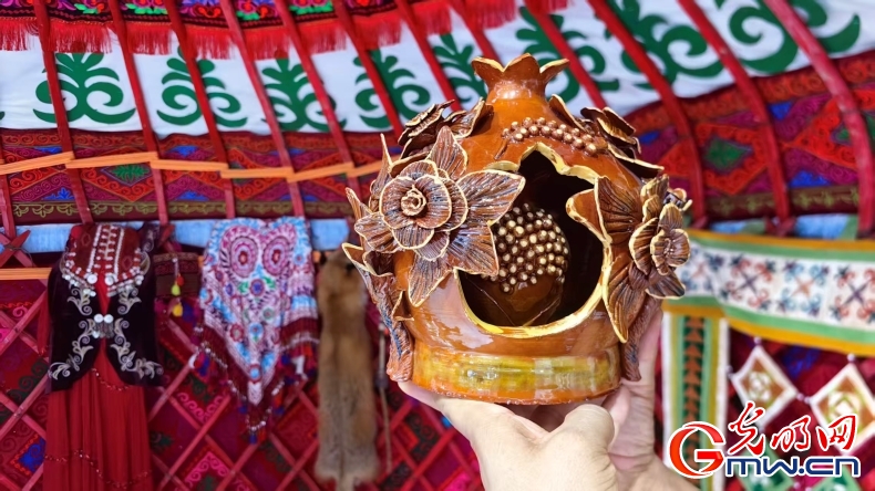 五十六颗石榴籽 因非遗“抱”得更紧