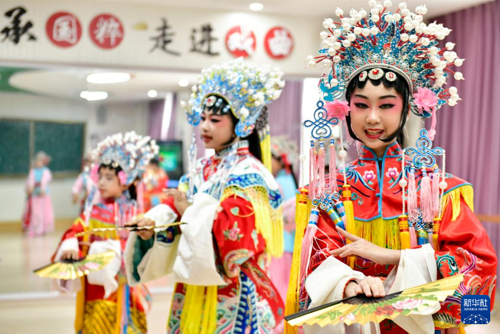 山东东港：开展特色教学 铸牢中华民族共同体意识