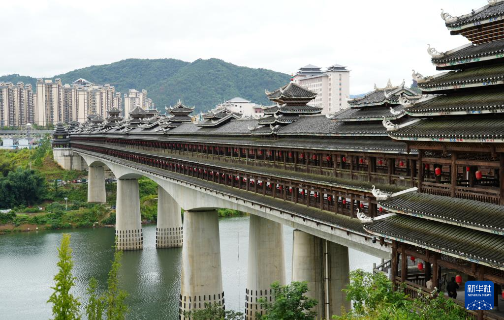 广西三江:风雨桥上遇非遗