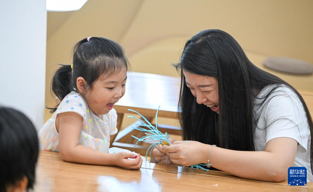 海口:在非遗学堂感受文化魅力