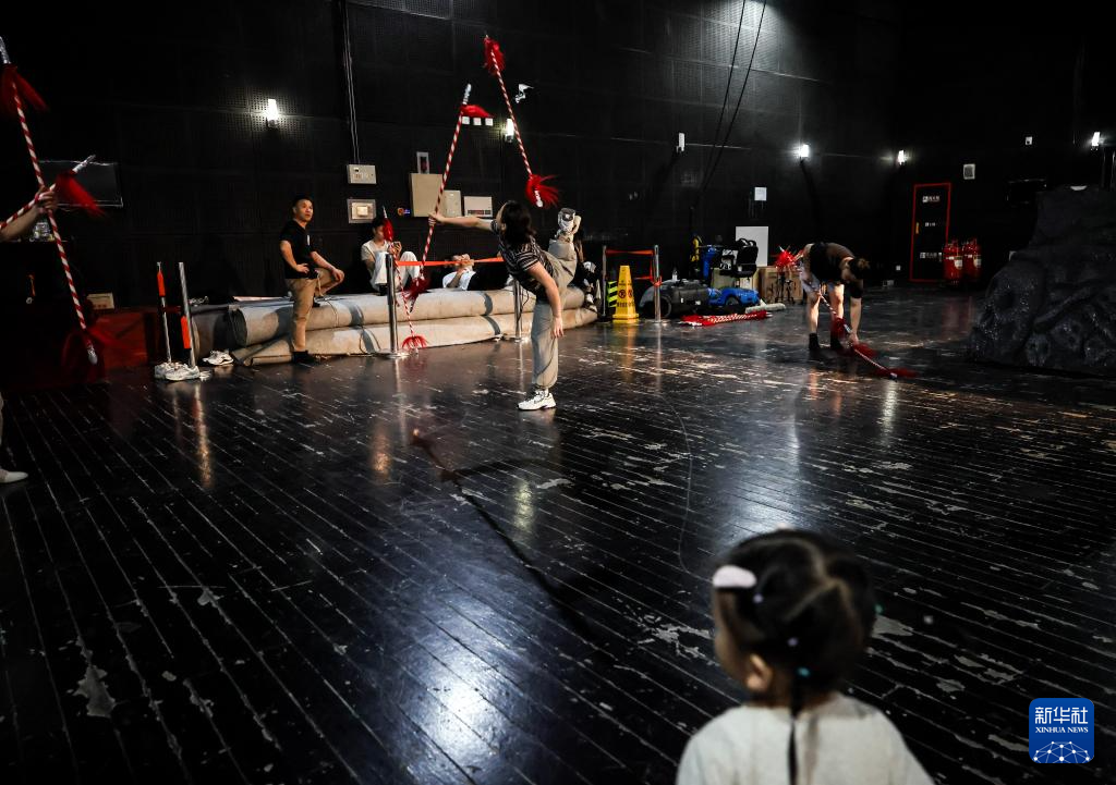 又有新声说婺州