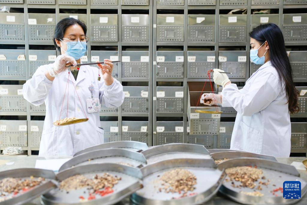 了解中医药知识 感受中医药文化魅力