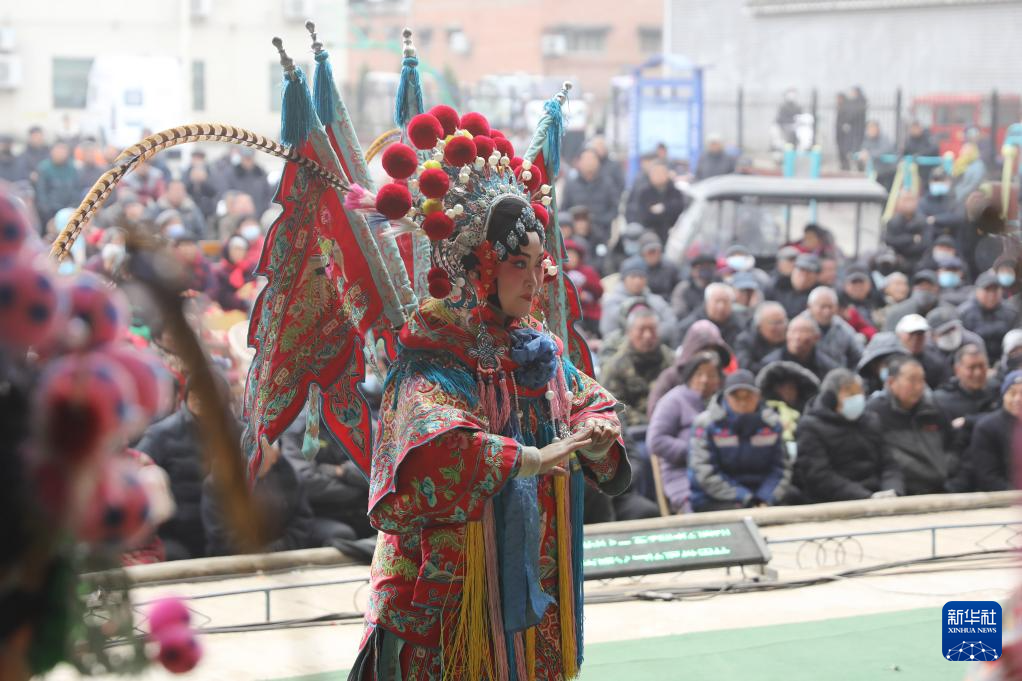 河南温县:送戏下乡 文化惠民