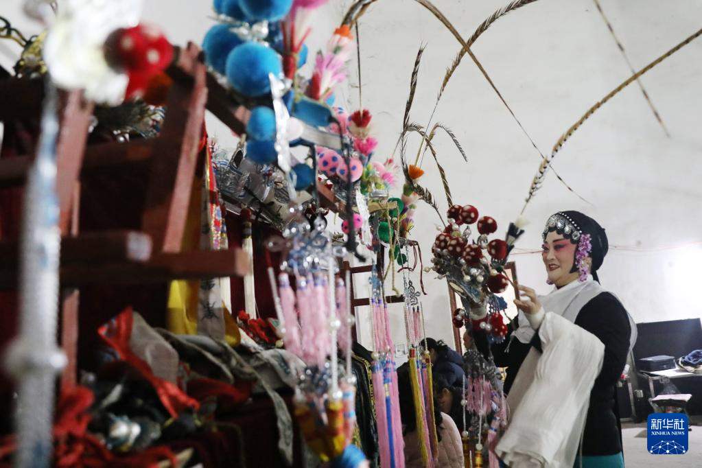 河南温县:送戏下乡 文化惠民